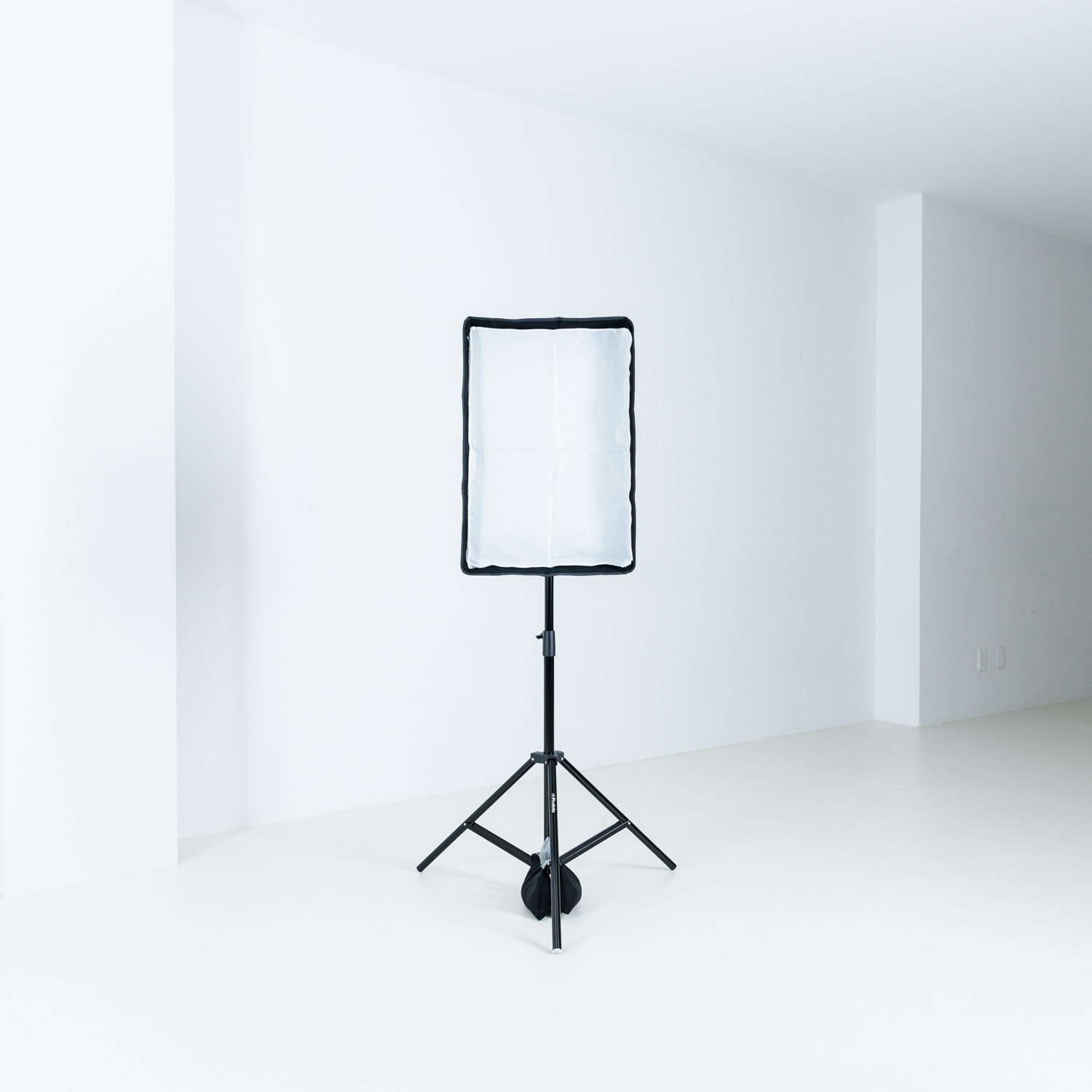 スタジオ機材・RFi Softbox 1.3x2'